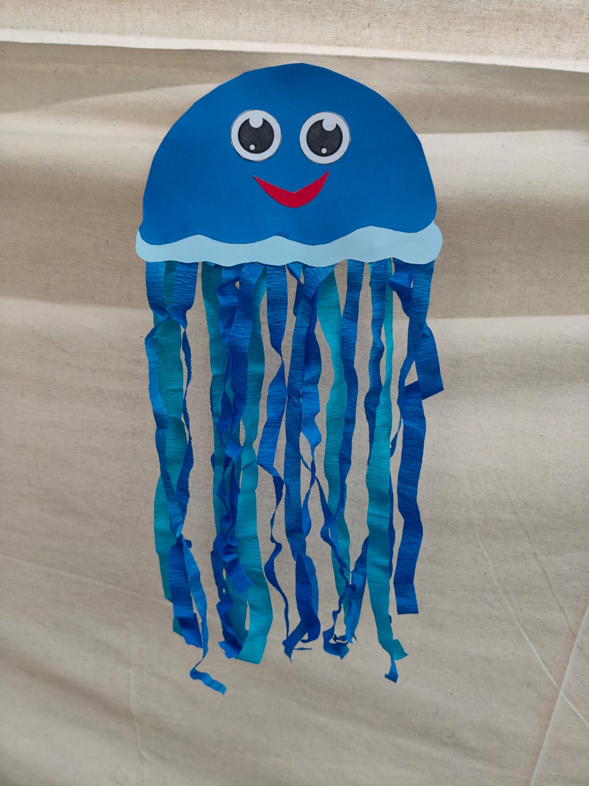 UKG - Beautiful Jellyfish craft display